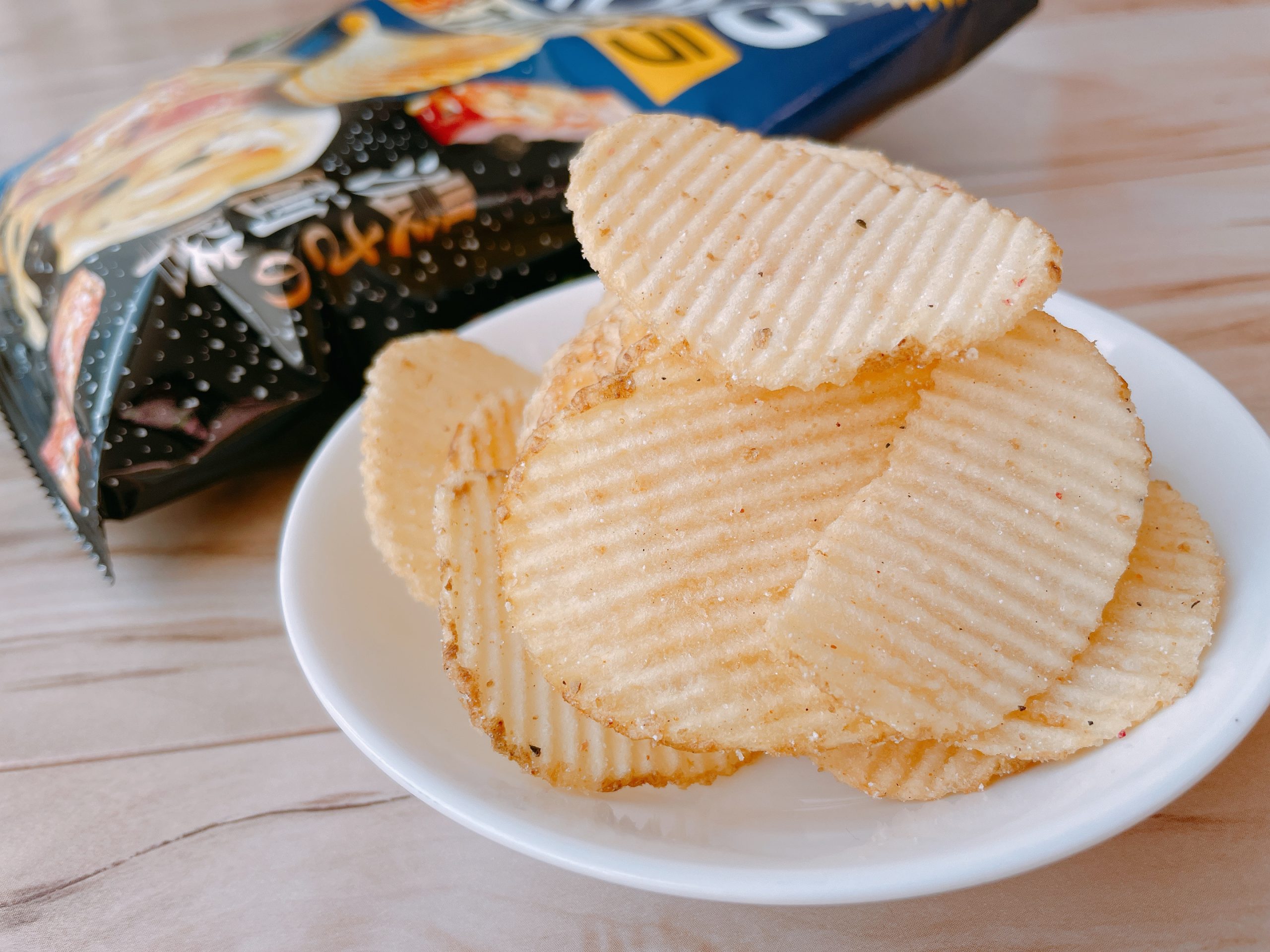 ストロング ポテトチップス 罪深カルボナーラのクオリティーはヤバイ